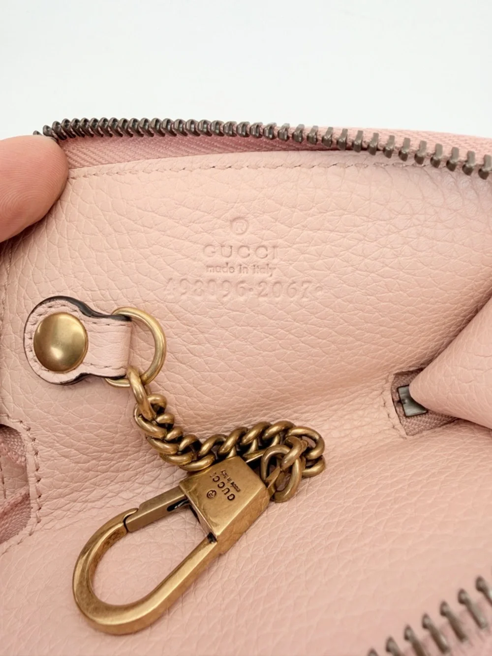Gucci Pink Bee Accent Zip Wallet Key Case - Picture 12 of 12